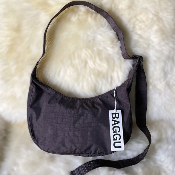 NWT Baggu Medium Crescent Bag - Chocolate Plum - Picture 2 of 5